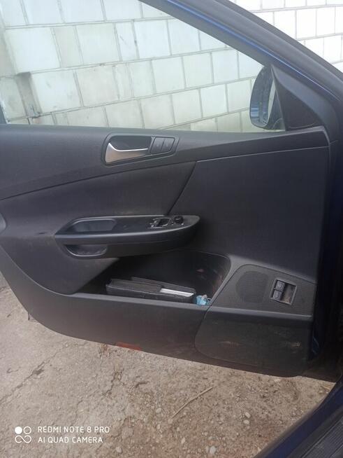 Sprzedam Volkswagena passata b6 Karwowo - zdjęcie 9