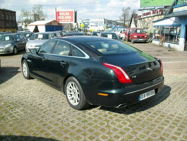 Jaguar XJ Katowice - zdjęcie 3