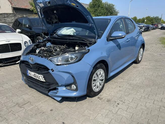 Toyota Yaris Salon PL Kamera Aktywny tempomat Gliwice - zdjęcie 4