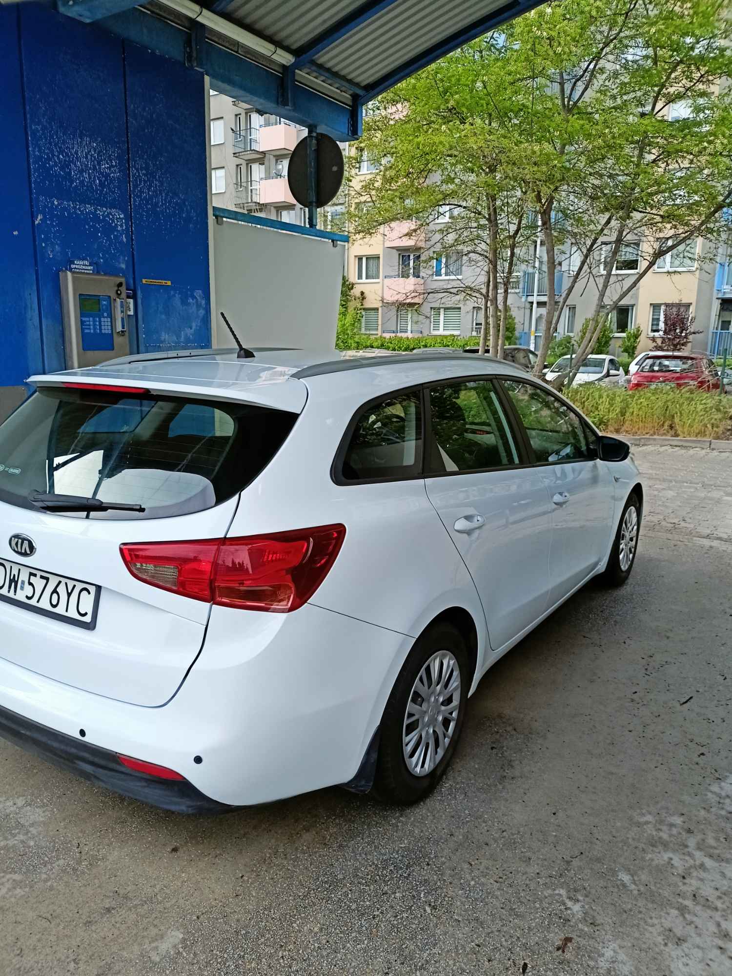 KIA CEED KOMBI 1.6 DOHC 135KM 99 KW 2015 Stan bardzo dobry Krzyki - zdjęcie 4