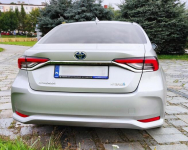 Toyota Corolla 1.8 Hybrid Comfort+Style+Tech|serwis ASO|gwa Kamienna Góra - zdjęcie 3