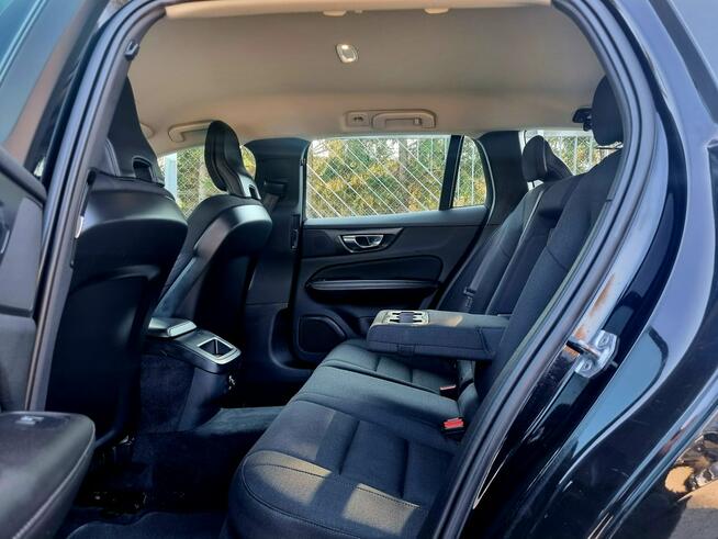 Volvo V60 Full LED Serwis Parktronic Tempomat Navi Bluetooth Gwarancja Szczecin - zdjęcie 10
