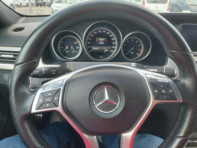 Mercedes E300 4MATIC z pakietem AMG, salonPL, bezwypadkowy, Warszawa - zdjęcie 4