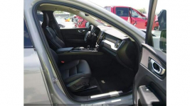 Volvo XC 60 / AWD  / niski przebieg / automat Tarnów - zdjęcie 9
