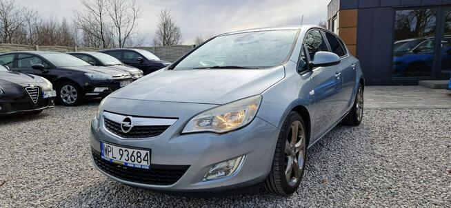 Opel Astra Jeden Właściciel Zarejestrowany 1.7 Cdti Płock - zdjęcie 2