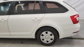 Škoda Octavia 1.6 TDI SCR Active Grójec - zdjęcie 9