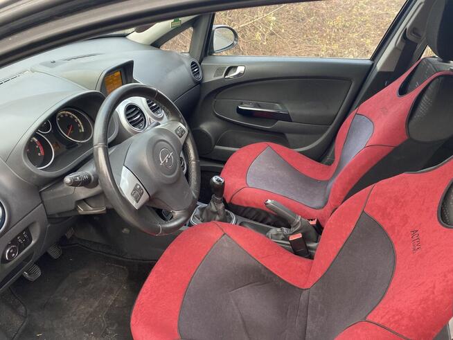 Opel Corsa 1,4 benzyna 100 KM Wieliczka - zdjęcie 5