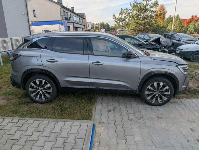 Renualt Australl 2025 E-tech Salon polska Warszawa - zdjęcie 4