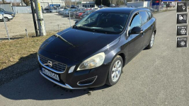 Volvo V60 Lekko Uszkodzony sprawny Jeżdżący