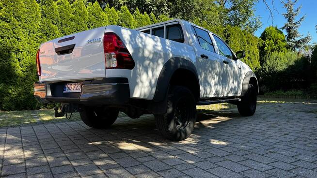 TOYOTA HILUX Gliwice - zdjęcie 2
