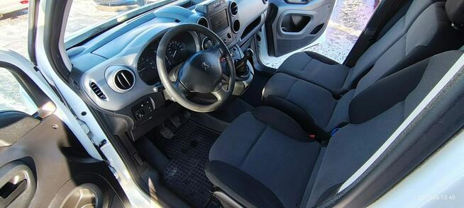 Peugeot Partner 1,6 HDI 99KM/3 miejscowy/Parktronik/tempomat Szczecin - zdjęcie 9