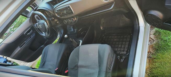 TOYOTA YARIS 1.3 Benzyna 99KM 6cio BIEGOWA SKRZYNIA Stalowa Wola - zdjęcie 4