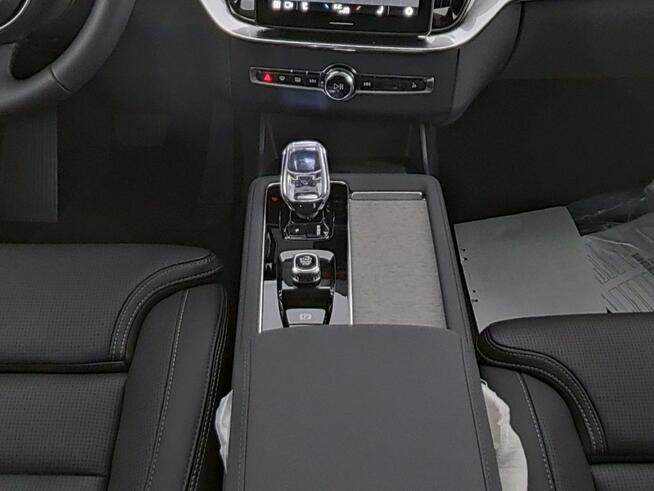 Volvo XC 90 T8 AWD Plus Dark MY 2026 Tychy - zdjęcie 6