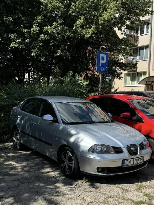 Seat Cordoba 1.4 2009 Niski Przebieg Włocławek - zdjęcie 2