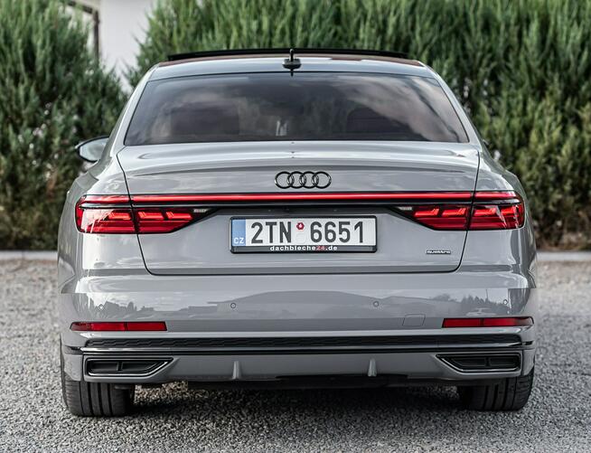 Audi A8 Lipsko - zdjęcie 11
