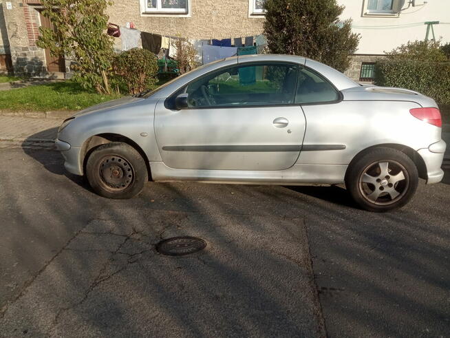 Sprzedam Peugeot 206 CC zarejestrowany Wrocław - zdjęcie 4