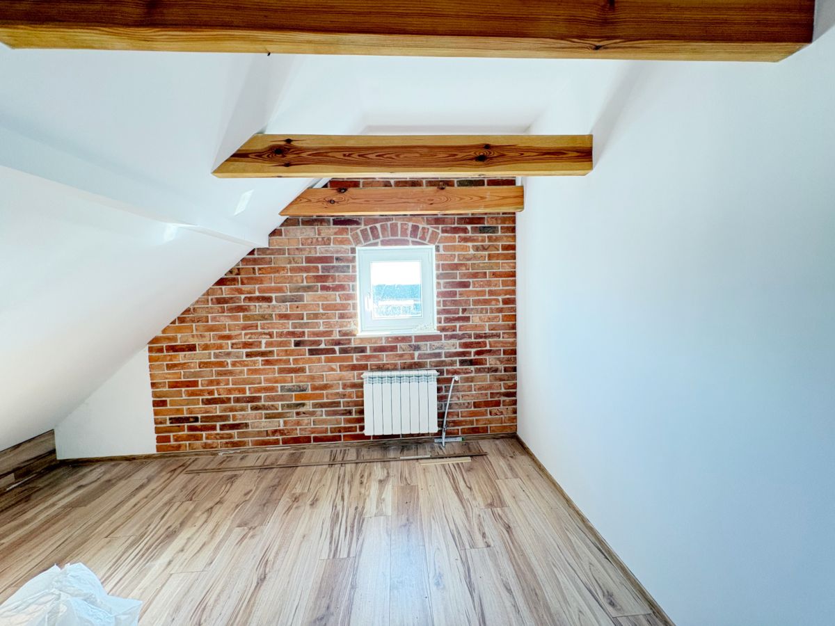 Brenno – dom 350 m² w formie pensjonatu, blisko je Brenno - zdjęcie 12