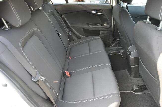 Fiat Tipo 1.4 120KM T-Jet hatchback LED Navi Kamera Czujniki Dąbrowa Górnicza - zdjęcie 11