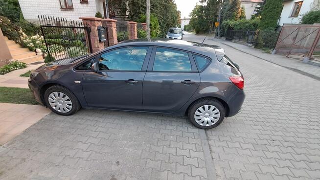 Opel Astra Starachowice - zdjęcie 2