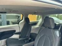 Chrysler Pacifica FV 23% / Zadbany Poznań - zdjęcie 11