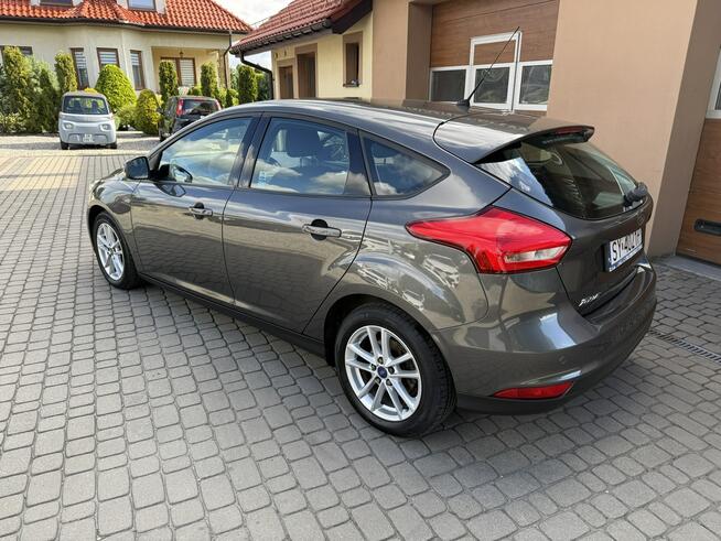 Ford Focus 1,5 150KM  Rej.01/2016  Klimatronik Orzech - zdjęcie 10