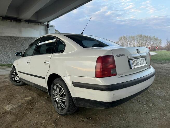 ** VW Passat 1.9 TDI ** Ładny Zadbany ** Ekonomiczny ** 2000 Dębica - zdjęcie 3