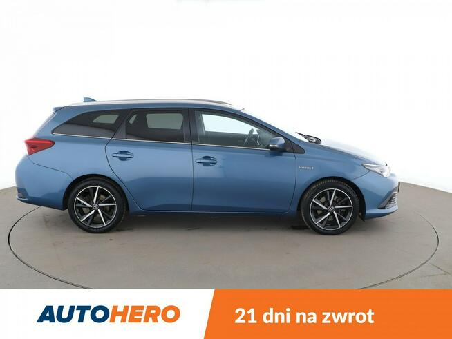 Toyota Auris full LED, panorama, navi, kamera cofania, klima auto Warszawa - zdjęcie 9