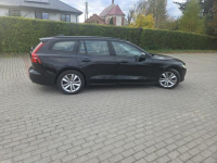 Volvo V60 2018r 2.0 Diesel 150KM Ledy Alu Navi z GWARANCJĄ Kadłubówka - zdjęcie 5