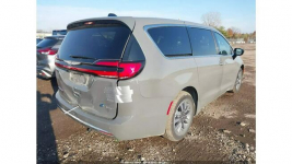 Chrysler Pacifica / PLUG-IN / 3.6 260KM / niski przebieg / Tarnów - zdjęcie 6