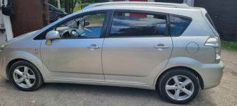 toyota corolla verso Milanówek - zdjęcie 4