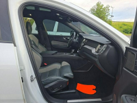 Volvo XC 60 R-Design / 4x4 / niski przebieg Tarnów - zdjęcie 11