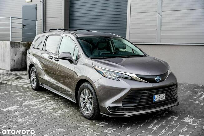 Toyota Sienna 2.7 LE Bogato wyposażona / 2.5 Hybryda Ropczyce - zdjęcie 2