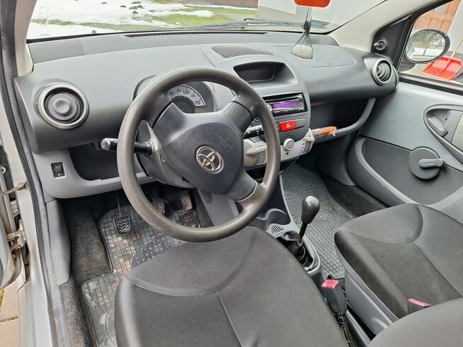 Toyota Aygo 2010r Chlebna - zdjęcie 5
