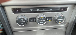 Volkswagen Golf 1.6 Tdi Pleszew - zdjęcie 10