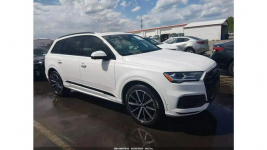 Audi Q7 / Quattro / 3.0 V6 / niski przebieg