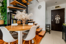 Dwupoziomowe mieszkanie z 2 balkonami/ os.Piasta