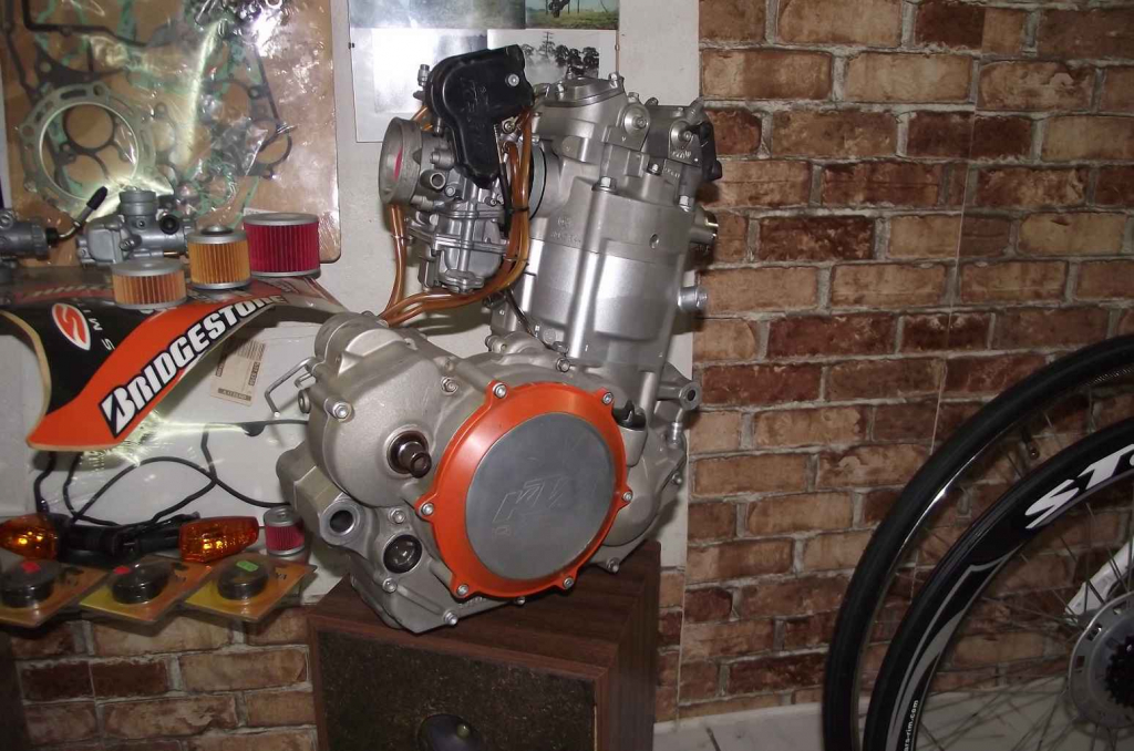 KTM 525/450 exc sx Glowica kpl igla perfekt bez zaworow Gniezno - zdjęcie 1