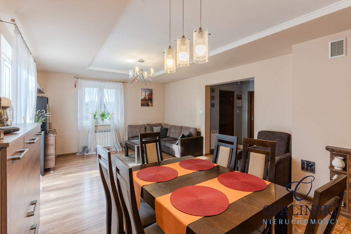 Dom z ogrodem i garażem umeblowany i wyposażony Kosina - zdjęcie 12