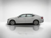 Škoda Superb 1.5 TSI Ambition ! Z Polskiego Salonu ! Faktura VAT ! Warszawa - zdjęcie 2