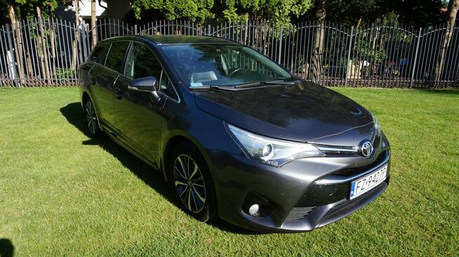 Toyota Avensis Polski salon. Gwarancja. Polecam !!! Zielona Góra - zdjęcie 3
