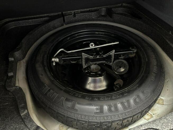 Volvo S40 1.6 diesel 109km Hak holowniczy serwis BEZWYPADKOWY 2010 Tychy - zdjęcie 6