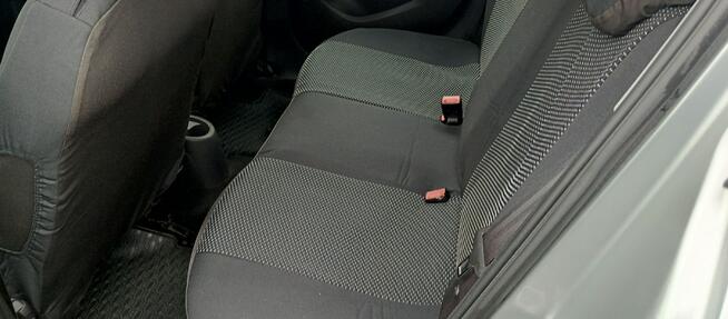 Opel Corsa 1.4 GAZ Dąbrowa Górnicza - zdjęcie 9