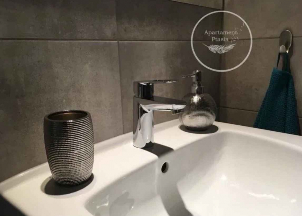 1pok, 30met, ul. Ptasia WINDA/2017 (Wrocław) Krzyki - zdjęcie 6