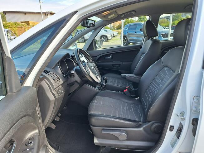 Kia Venga 1.4 16V Business Line  SalonPL, / Serwis ASO / Kamera / Navi Poznań - zdjęcie 10