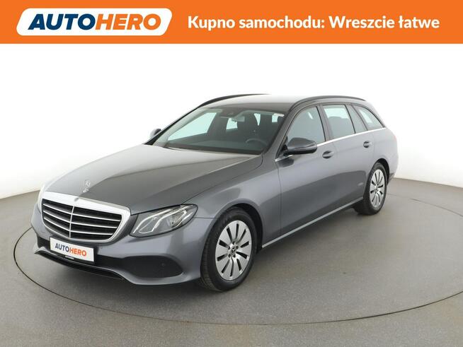 Mercedes E 200 led automat kamera navi grzane fotele pdc Warszawa - zdjęcie 1