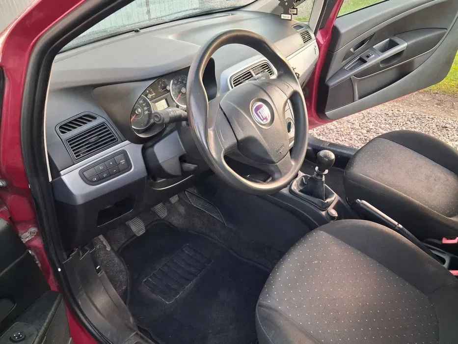 Fiat Grande Punto z hakiem przebieg 115 tys. km. Pacanów - zdjęcie 3