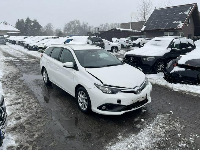 Toyota Auris Klimatronik Podgrzewanie Tempomat Czujniki park. 132KM Gliwice - zdjęcie 2