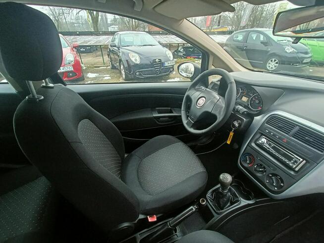 Fiat Grande Punto niski przebieg, serwisowane Tomaszów Mazowiecki - zdjęcie 4