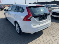 Volvo V60 Momentum D2 Skóra Klimatronik Ks. serwisowa Gliwice - zdjęcie 2