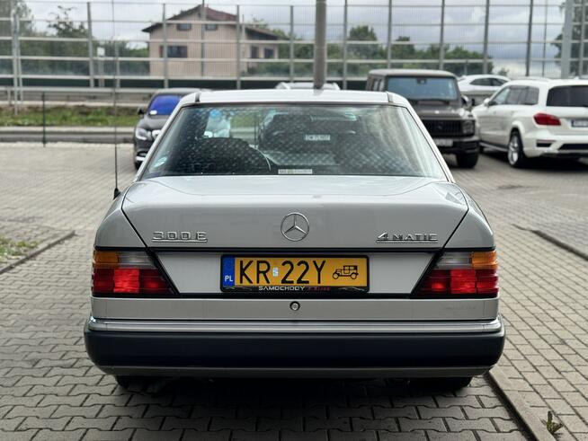 Mercedes W124 300E 4-MATIC, Japonia, 64 000 km! Pełna dokumentacja. Węgrzce - zdjęcie 7